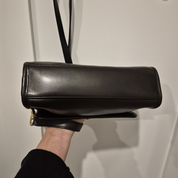 Vintage COACH Court Bag Old Coach Hand Bag Shoulder Bag Black Leather - Picture 3 of 16